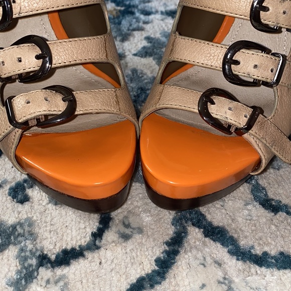 Beautiful Leather Strappy Heel’s by Aldo - Picture 7 of 10